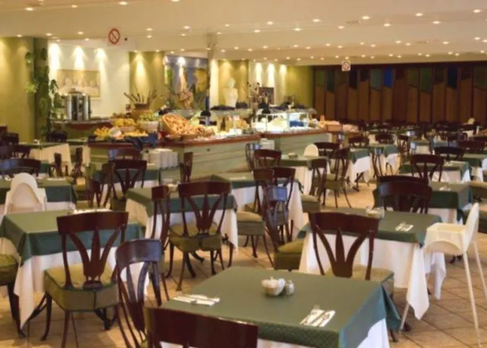 Hl里奥白色海滩酒店 酒店